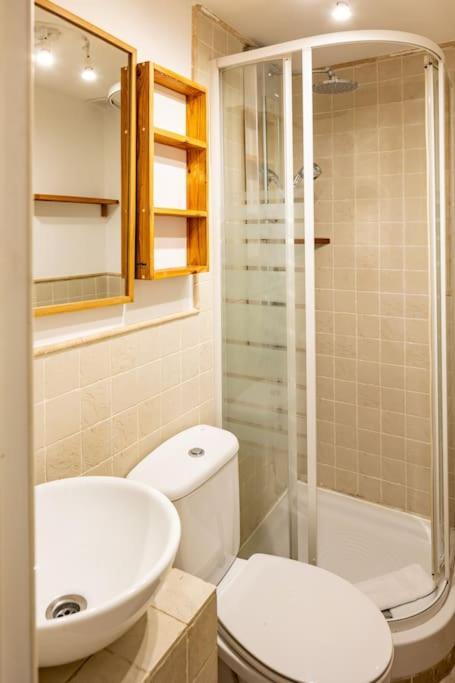Beautiful Apartment In Malasana For 3 Pax - Ferrer มาดริด ภายนอก รูปภาพ