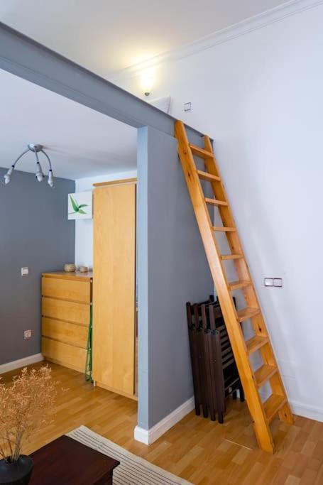 Beautiful Apartment In Malasana For 3 Pax - Ferrer มาดริด ภายนอก รูปภาพ