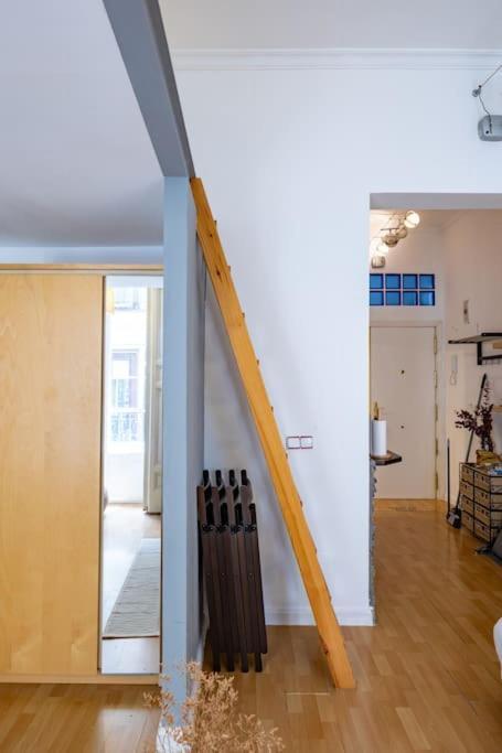 Beautiful Apartment In Malasana For 3 Pax - Ferrer มาดริด ภายนอก รูปภาพ